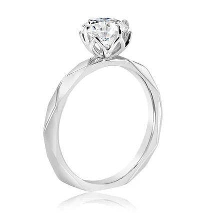 Romantic engagment ring style 4